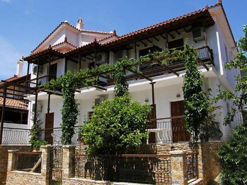 Athina Apartments نيو كليما الغرفة الصورة